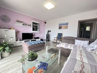 KRALJEVICA - Due appartamenti arredati con giardino e vista sul mare