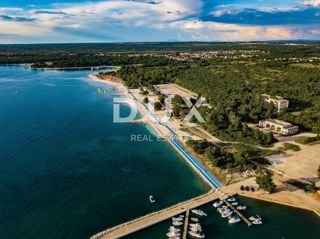 ISTRIA, PULA - Terreno edificabile in ottima posizione, 932 m2