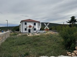 L'ISOLA DI KRK, VRBNIK - bella casa indipendente con ampio giardino