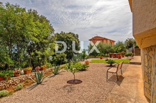 ISTRIA, RABAC - Palazzina con vista mare
