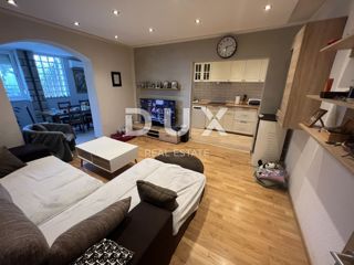 RIJEKA, ZAMET - 3 camere da letto + soggiorno, terrazza 55 m2, arredato!