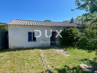 KRALJEVICA, ŠMRIKA - casa indipendente con 1.200 m2 di giardino! OPPORTUNITÀ!