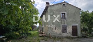 ISTRIA, GRAČIŠĆE - Casa indipendente in pietra da ristrutturare con vista