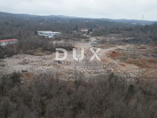 MATULJI, PERMANI - Terreno edificabile di 14000 m2 nella zona lavorativa per magazzini/capannoni, ZONA M