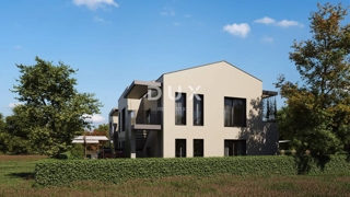 ISTRIA, PARENZO - Appartamento con tre camere da letto al piano terra