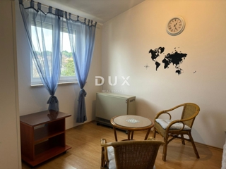 ISTRIA, POLA - Appartamento duplex con terrazza vicino al centro città!