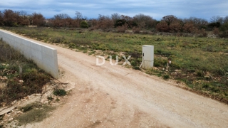 ZADAR, MURVICA - Terreno edificabile 550m²!