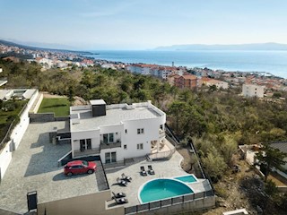 CRIKVENICA - Impressionante villa con vista mare!