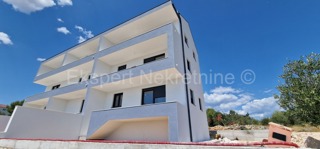 Trogir, Saldun, 2-bedroom duplex apartment 82 m2, new building, sea view