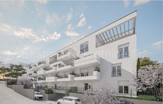 Čiovo, Okrug.G., appartamento di 2 locali 83m2, vista mare, garage, Novogr.