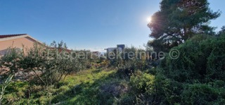 Čiovo, distretto di Gornji, terreno edificabile di 600 m2