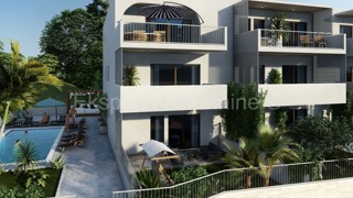 Ciovo, Slatine 1-bedroom apartment 55 m2 + garden 120 m2, only 70 m from the sea