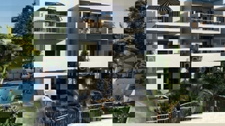 Ciovo, Slatine 1-bedroom apartment 55 m2 + garden 120 m2, only 70 m from the sea