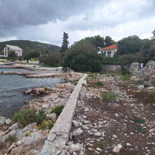 Sevid, terreno agricolo 4887m2, prima fila al mare, 7 pacchi