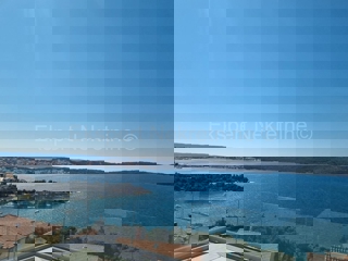 Trogir, Čiovo, attico con 2 camere da letto 72m2 + terrazza sul tetto 74m2, vista mare