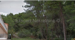 Čiovo, Okrug G., terreno edificabile a 350 m dal mare e dalla spiaggia