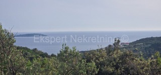 Marina, Vinišće, building plot 1006 m2, sea view, ideal for a villa