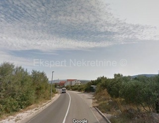 Trogir, Plano, building plot 660 m2, road, electricity and water nearby,