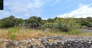 Marina, Vinišće, terreno edificabile 600m2,  400 m dal mare e dalla spiaggia