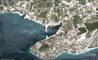 Seget Vranjica, terreno edificabile 748m2, sotto l'autostrada