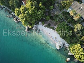 Podaca, terreno edificabile 3235 m2, uso turistico T1, PRIMA FILA AL MARE!!