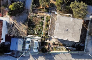 Seget Vranjica, casa indipendente 104m2 con giardino 340m2