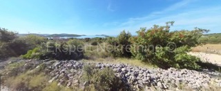 Rogoznica, terreno edificabile 1684m2 nella zona M1, 300 metri dal mare