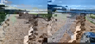 Traù, Plano, Poljopr. terreno 2130 mq, forma regolare, strada asfaltata