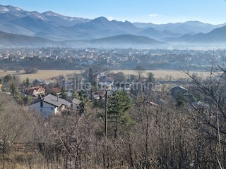 Jelenje - terreno con vista panoramica su Grobničko polje