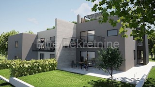 Parenzo - appartamento di 83m2 e terrazza sul tetto di 55,90 m2