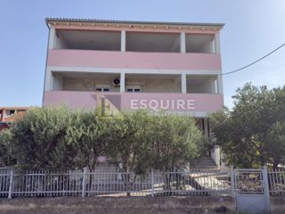 Casa Bibinje, 381m2