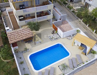 Casa Posedarje, 280m2