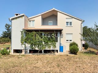Casa Zemunik Donji, 250,51m2