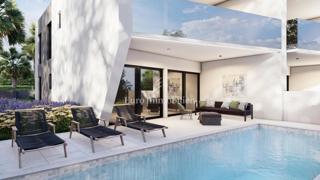Jadranovo, moderna casa bifamiliare con piscina a Roh Bau