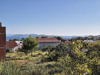 Vodice - terreno edificabile con vista mare