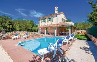 Casa con piscina in una posizione tranquilla - isola di Krk