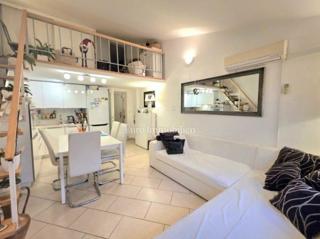 Appartamento moderno con due terrazze, Pola