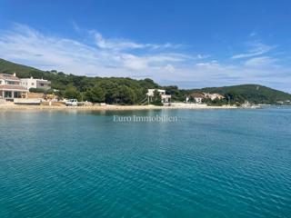 Attraente terreno edificabile con progetto concettuale,Molat