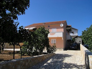 Casa familiare con vista sul mare