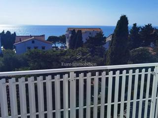 Novalja - appartamento con vista mare vicino alla spiaggia