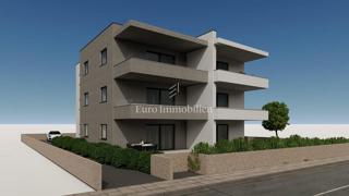 Novalja - appartamento con grande terrazza, vista mare