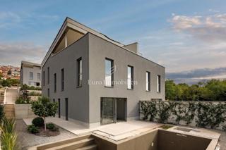 Kostrena - Casa unica a basso consumo energetico