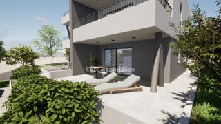 Nuovo appartamento, piano terra con giardino - Vodice