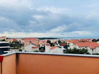 Novalja - appartamento mansardato con vista mare