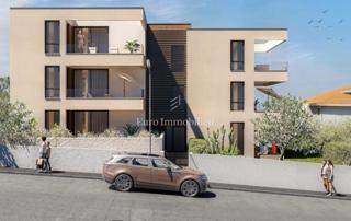 Novalja - ground floor in a new building with a garden