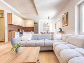 Trilocale nel centro di Macarsca, a 100 m dal mare