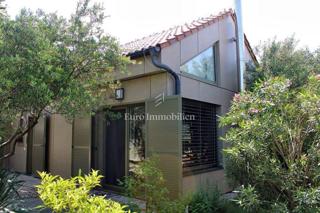 Murter - casa con un bellissimo giardino, in terza fila rispetto al mare