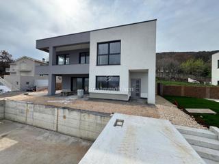 Villa with a beautiful view of the sea, under construction