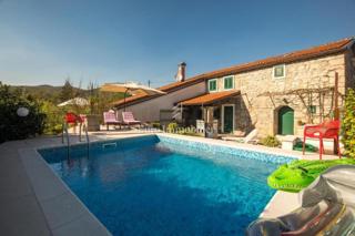Matulji - casa indipendente in pietra