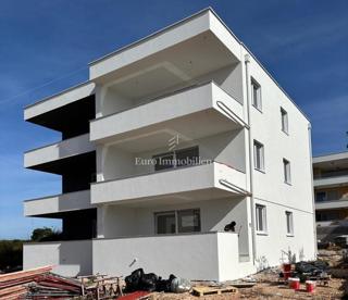Novalja – Appartamento nuovo con vista mare